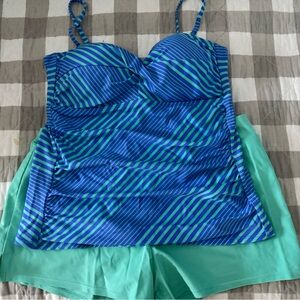 Catalina Aqua Tankini Top with Short Swim Bottoms